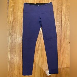 Size small heathered purple leggings
